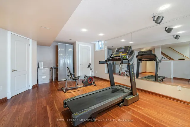 Additional image 32 of 697 Auger Terr