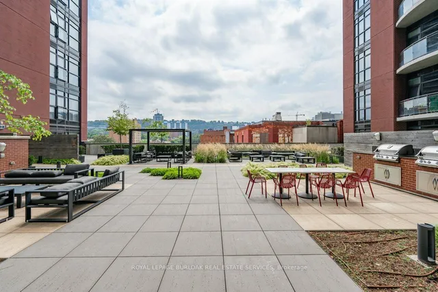 Additional image 28 of 118 King St Unit 418