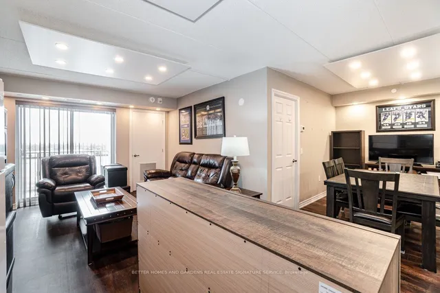 Additional image 13 of 716 Main St Unit 907