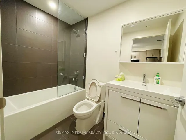 Additional image 7 of 212 King William St Unit 908