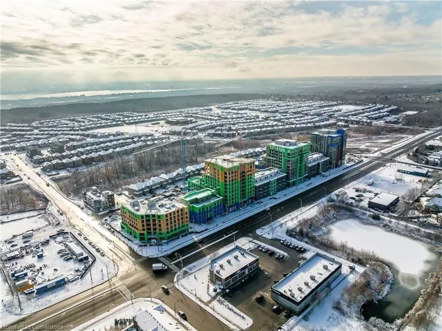 Additional image 33 of 460 Dundas St Unit 308