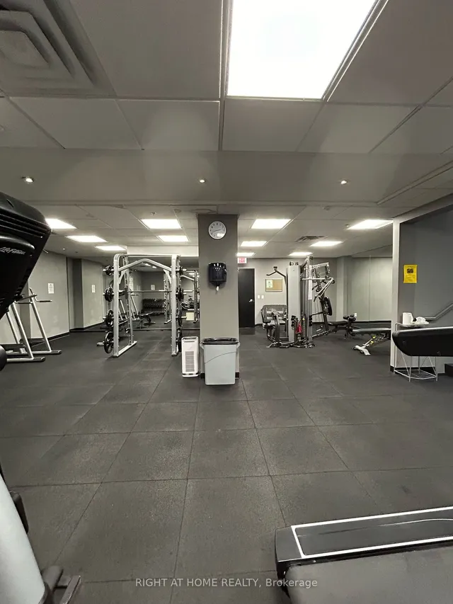 Additional image 28 of 38 Joe Shuster Way Unit 318