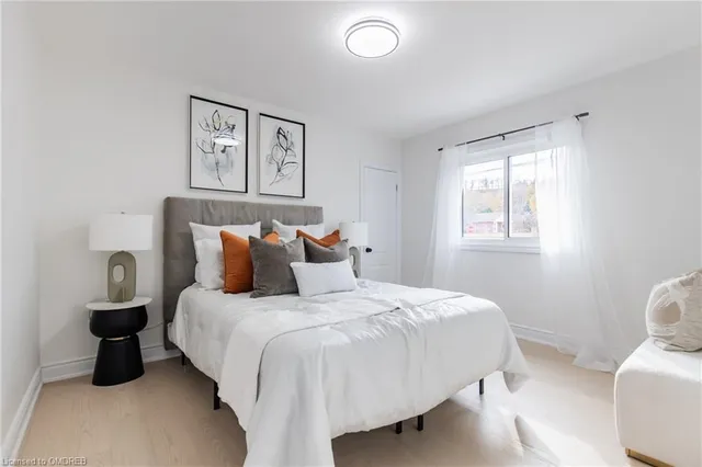 Additional image 12 of 46 Upper Walker Ave