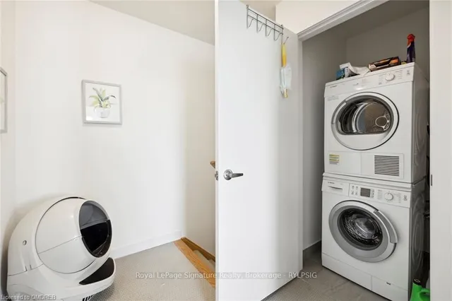 Additional image 14 of 590 NORTH SERVICE Rd Unit 61