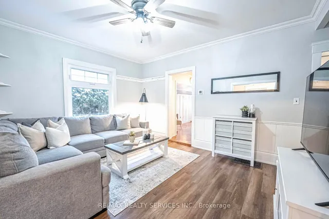 Additional image 30 of 112 Court St