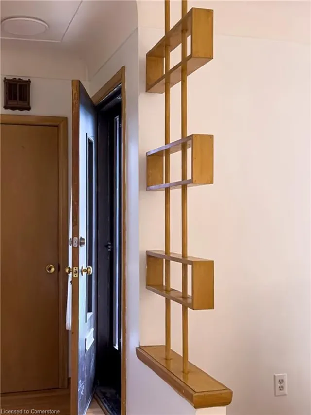 Additional image 5 of 119 Oneida Blvd