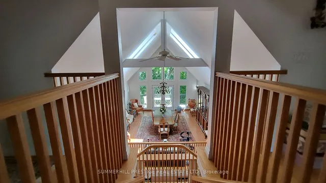 Additional image 33 of 4657 Dundas St