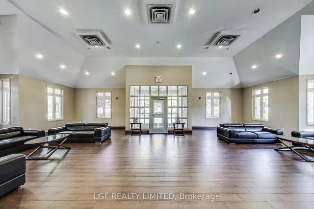 Additional image 25 of 38 Gibson Ave Unit 13