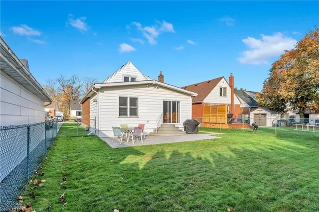 Additional image 36 of 67 Galbraith Dr