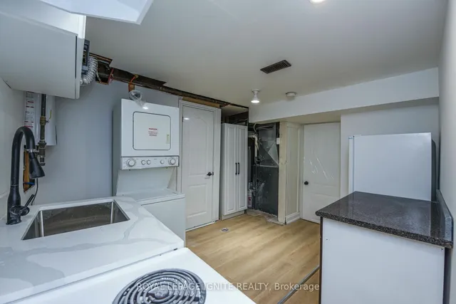 Additional image 33 of 266 Adair Ave