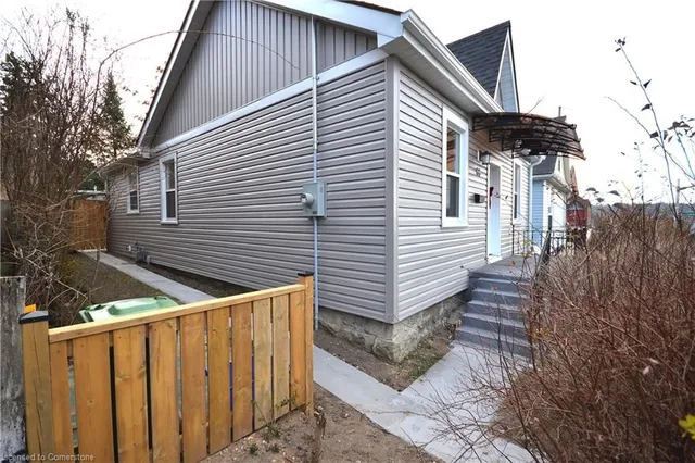 Additional image 36 of 66 Dundurn St