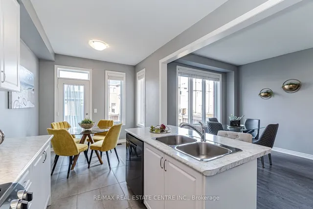 Additional image 14 of 85 Bronson Terr