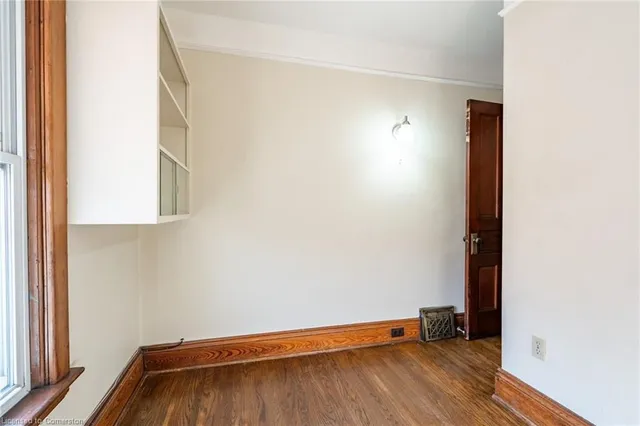 Additional image 18 of 26 Ontario Ave