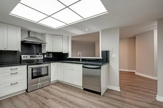 Additional image 16 of 1237 NORTH SHORE Blvd Unit 407