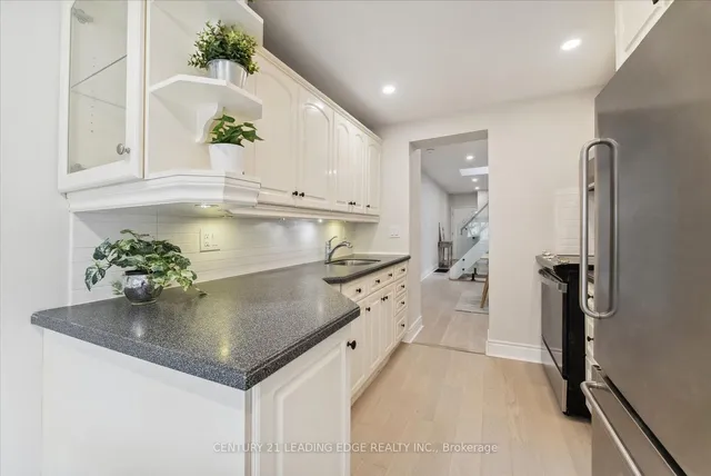 Additional image 12 of 3 Lockwood Rd