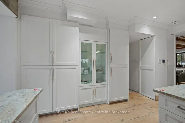 Additional image 12 of 13567 SECOND Line