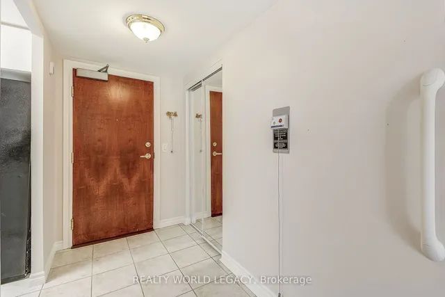 Additional image 2 of 100 Burloak Dr Unit 2405