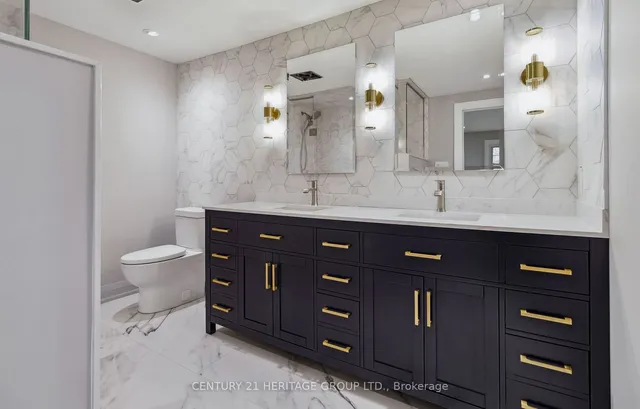 Additional image 13 of 734 Robertson Cres