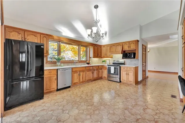 Additional image 15 of 313 Ofield Rd