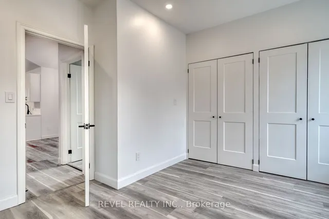 Additional image 12 of 27 Grove St