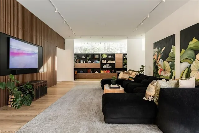 Additional image 19 of 66 Weirs Lane