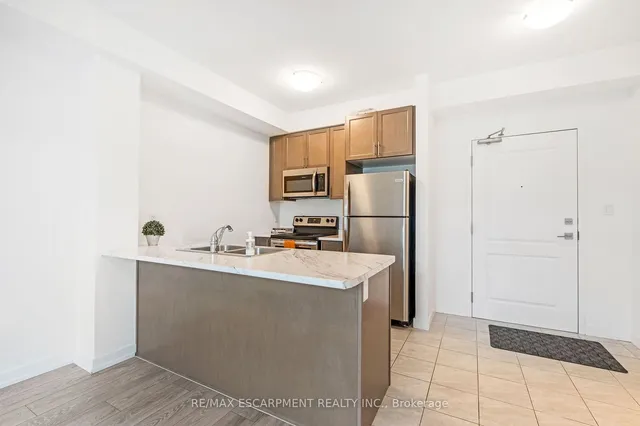 Additional image 12 of 101 Shoreview Pl Unit 113