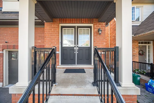 815 Miltonbrook Cres