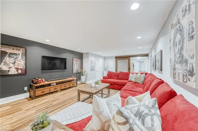 Additional image 39 of 7038 Guelph Line