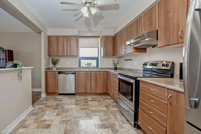 Additional image 11 of 8 MAIN St Unit 401