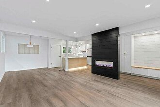 Additional image 3 of 7112 86 Ave NW