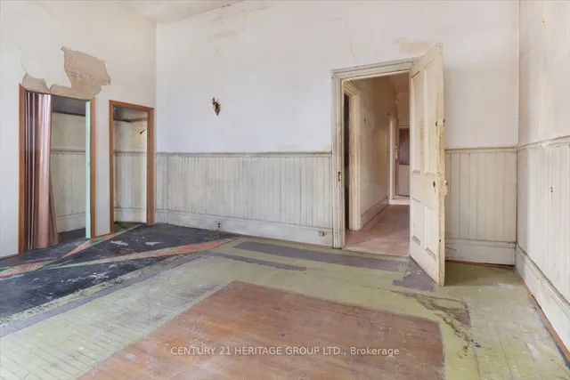 Additional image 28 of 143 Catharine St