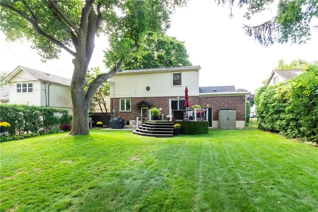 Additional image 42 of 1043 JOAN Dr