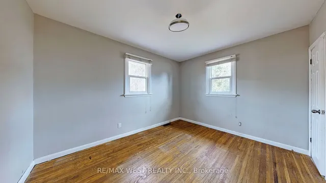 Additional image 20 of 15 Darcy Crt