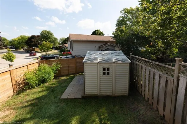 Additional image 38 of 56 Raleigh Crt