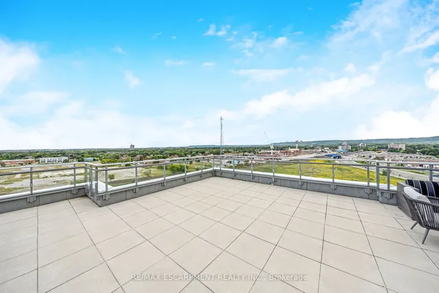 Additional image 27 of 716 Main St Unit 1109