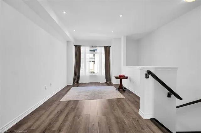 Additional image 14 of 61 Soho St Unit 42