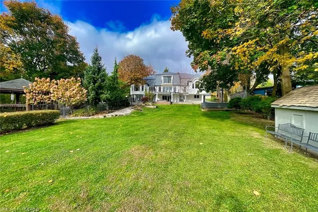 Additional image 46 of 34 Maple Ave