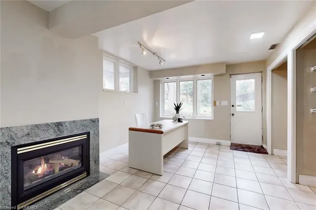 Additional image 33 of 34 Maple Ave