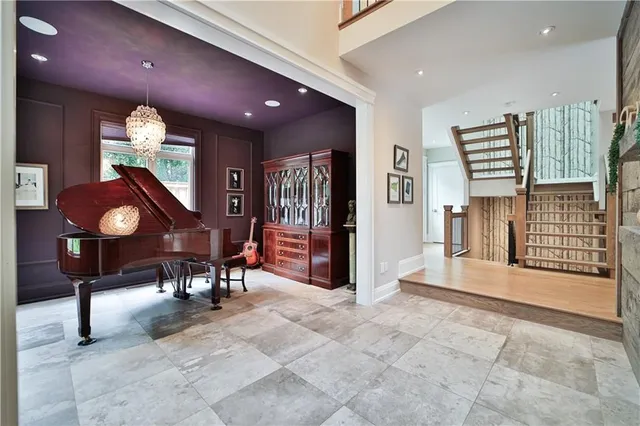 Additional image 44 of 298 SHOREVIEW Rd