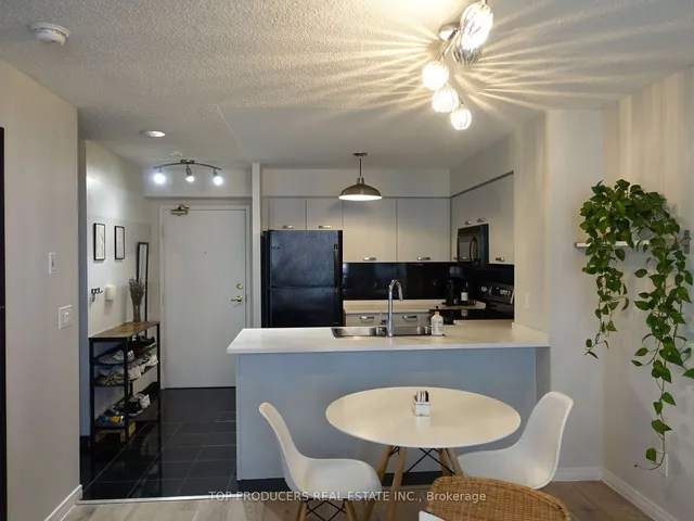 Additional image 3 of 51 Harrison Garden Blvd Unit 705