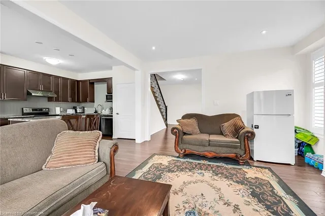 Additional image 47 of 3 Aldgate Ave