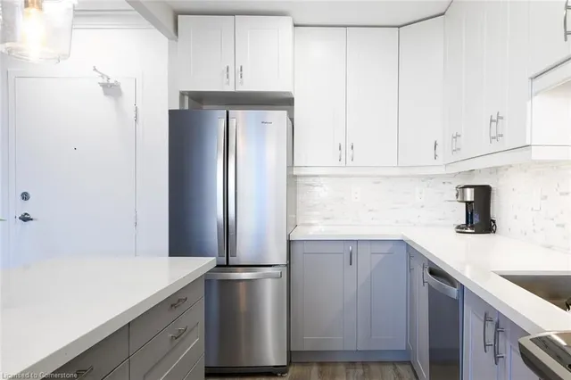 Additional image 14 of 1966 Main St Unit 1404