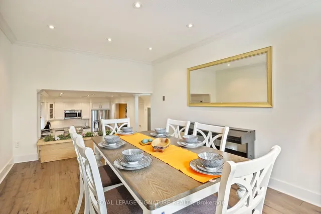 Additional image 9 of 96 Carnival Crt