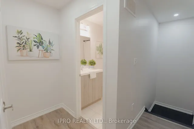 Additional image 16 of 992 Balsam Crt