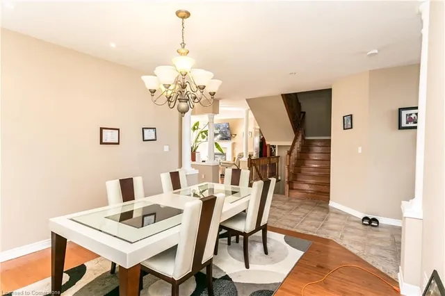 Additional image 3 of 8 Playfair Crt