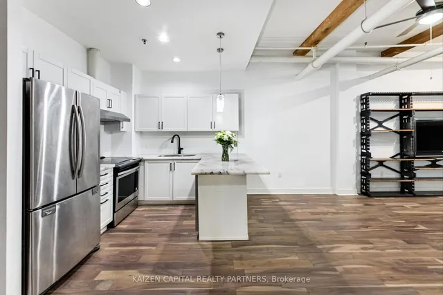 Additional image 4 of 90 Sherbourne St Unit 103