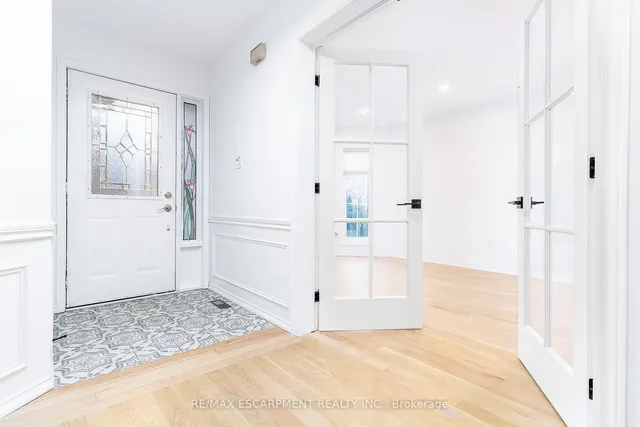 Additional image 31 of 379 Devonshire Terr