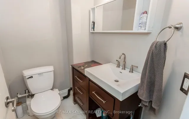 Additional image 33 of 5628 HIGHWAY 7