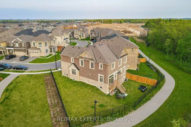 Additional image 39 of 829 Magnolia Terr