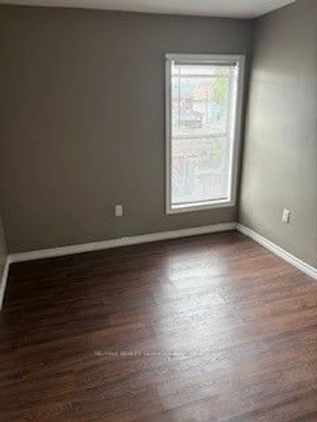 Additional image 11 of 14 Clinton St